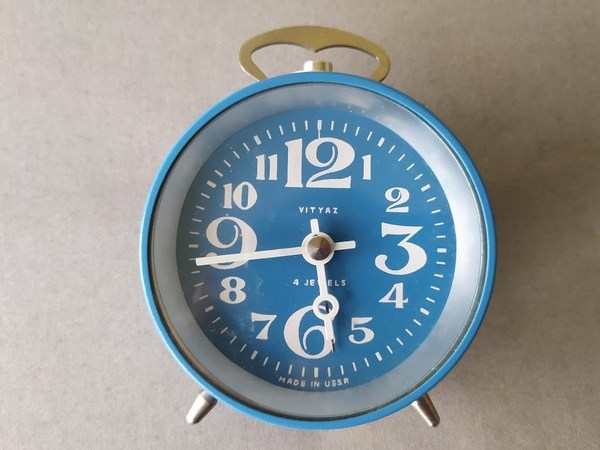 #Tizenhétnegyvennégy